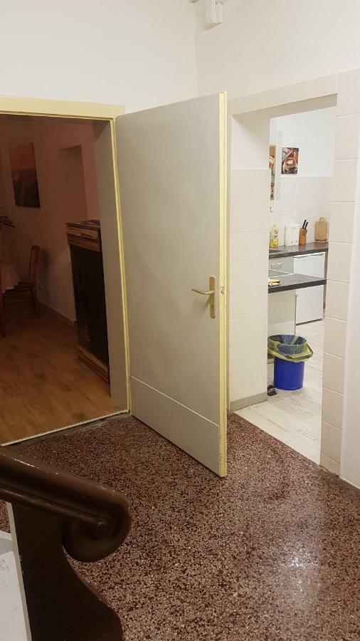 Ferienwohnung In Diehlo Eisenhuttenstadt Bagian luar foto